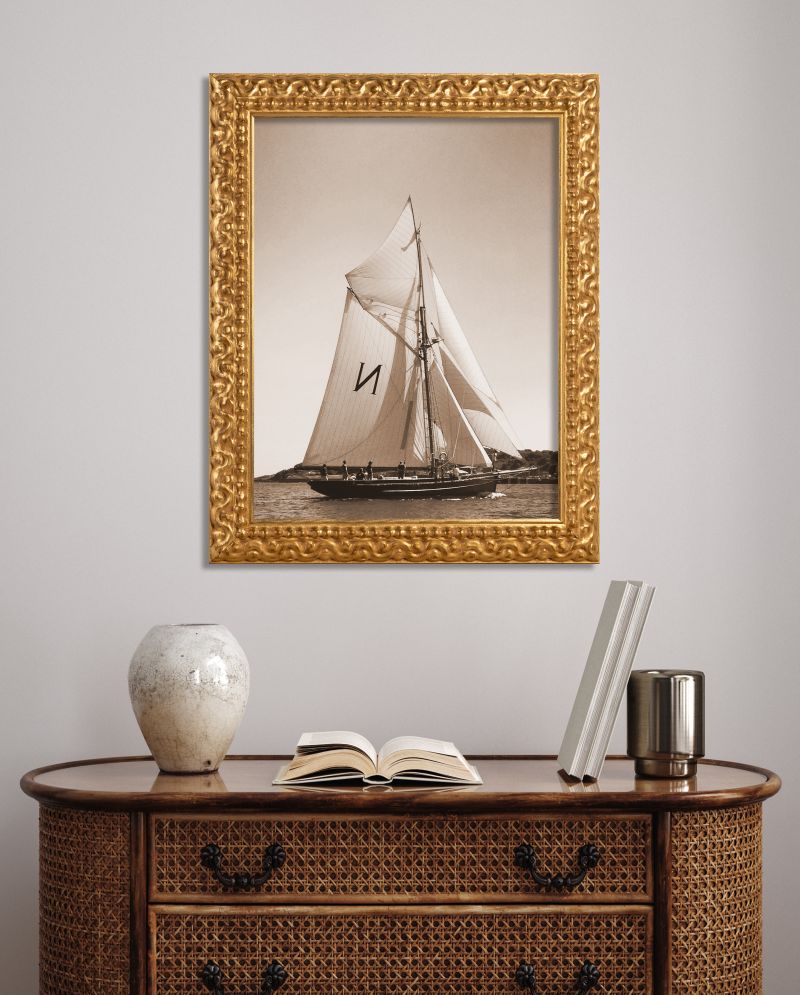 PRESTIGE FRAMES
