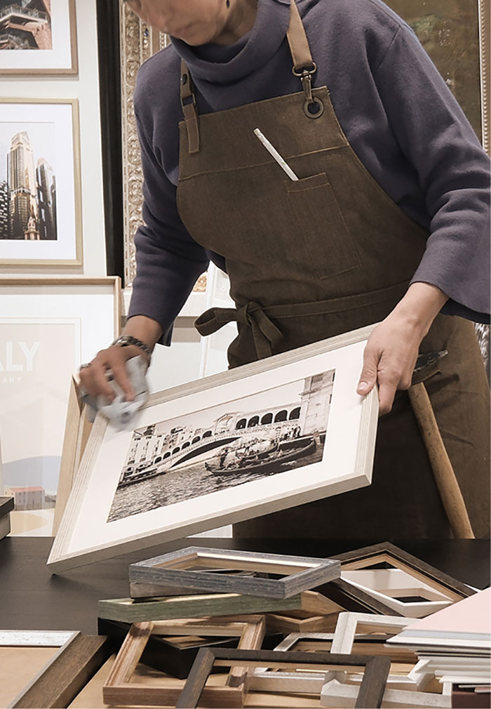 Design artigianale
e produzione
industriale italiana.